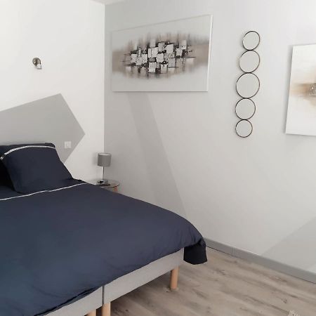 Ferienwohnung La Cour Charleville-Mézières Exterior foto